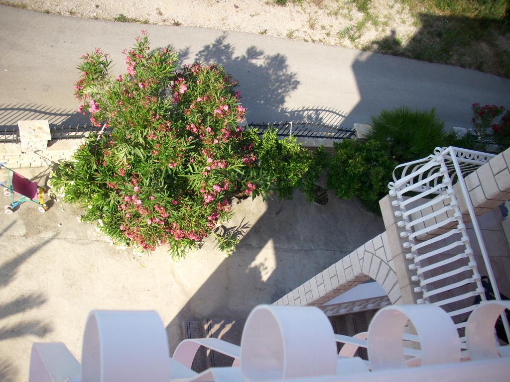 Apartments Tonimir Vodice Exterior foto